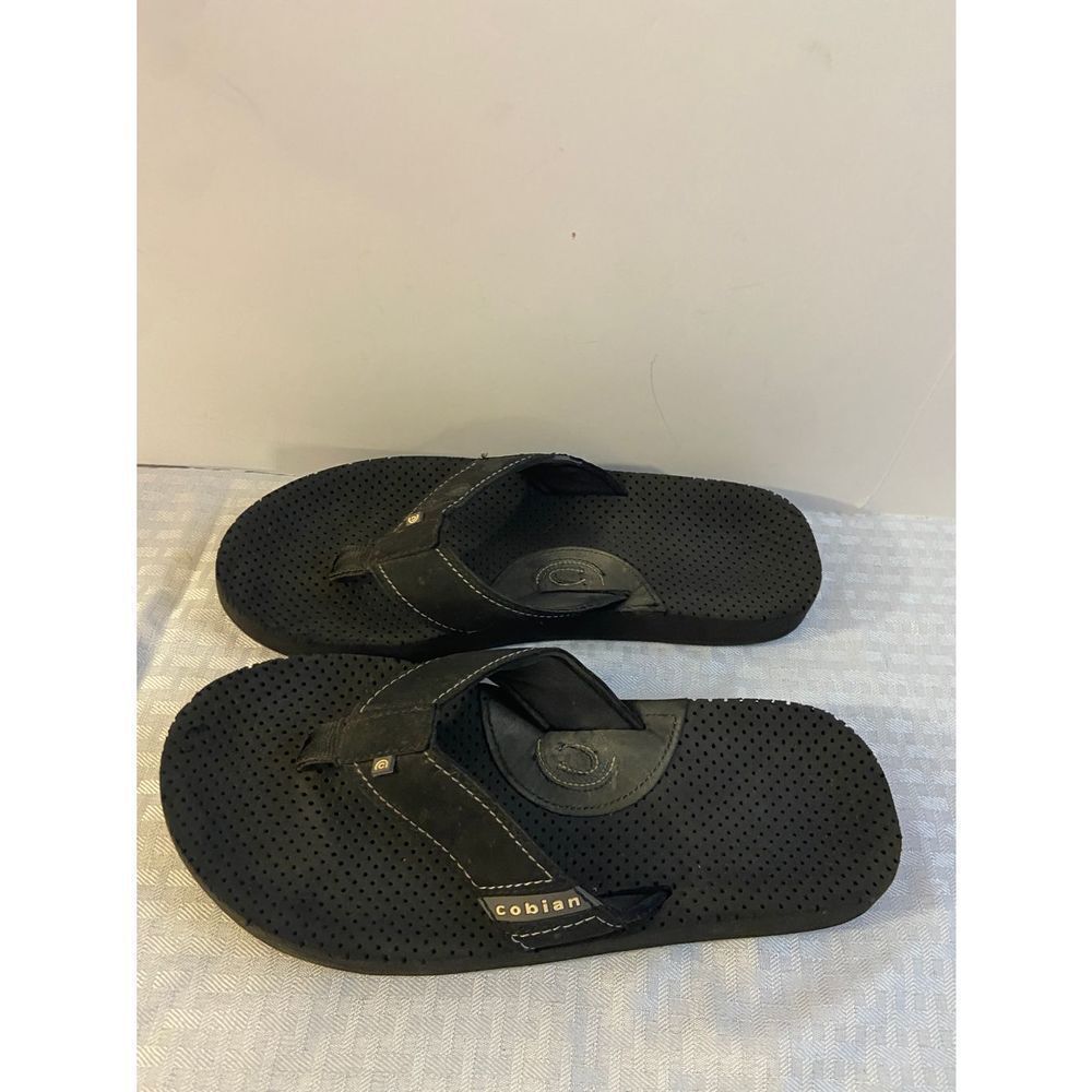 Cobian flip flops w10/10.5 black shoes
